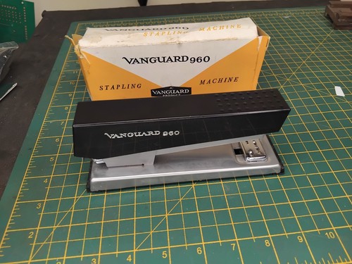 Vintage vanguard 960 stapler - vanguard,