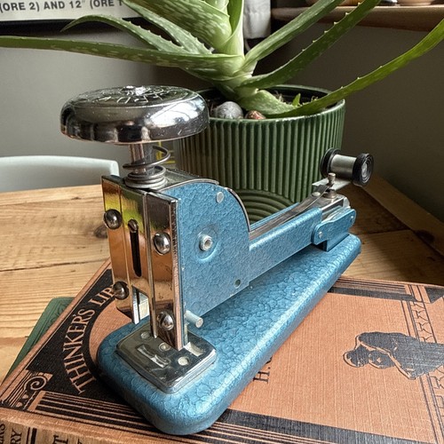 Vanguard stapler type 4a - type, no.