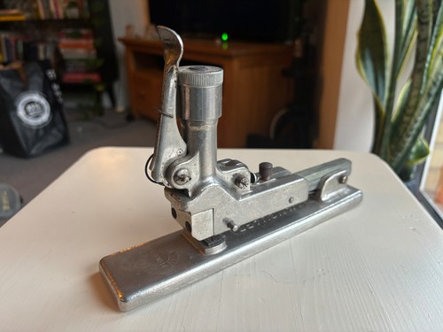 Beautiful antique vanguard - beautiful,